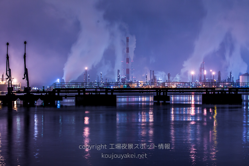 倉敷市水島　サノヤス造船所前の工場夜景