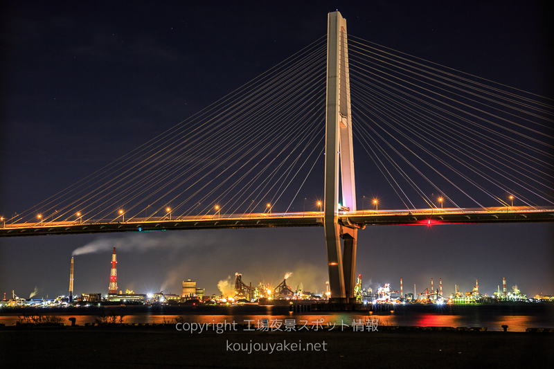 名古屋港　金城橋前の工場夜景スポット