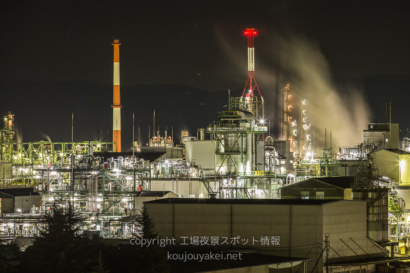 大竹市　 立度の畑沿いの工場夜景