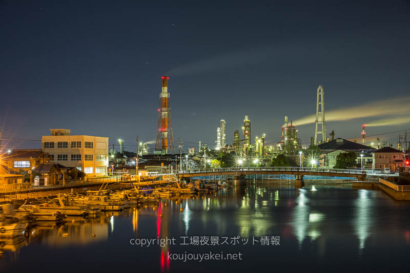 四日市市　相生橋からの工場夜景