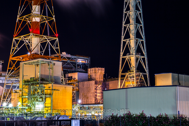 中山名古屋共同発電前の工場夜景