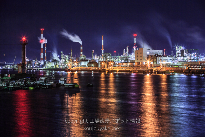 大竹市　 小方港の工場夜景スポット